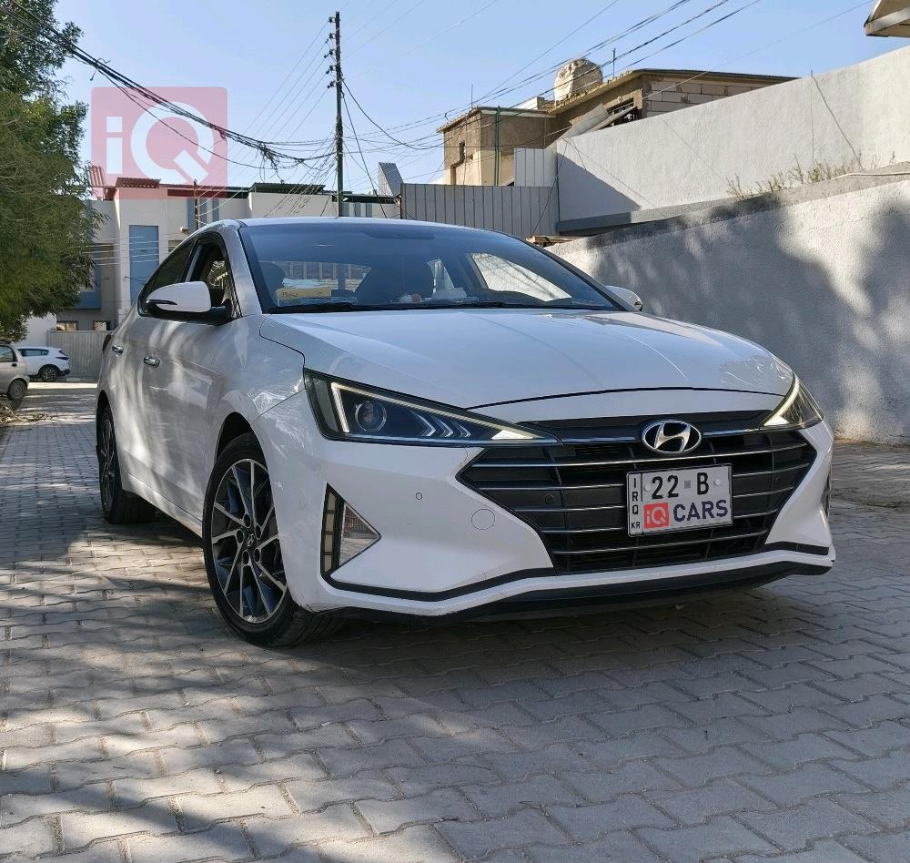 هيونداي النترا